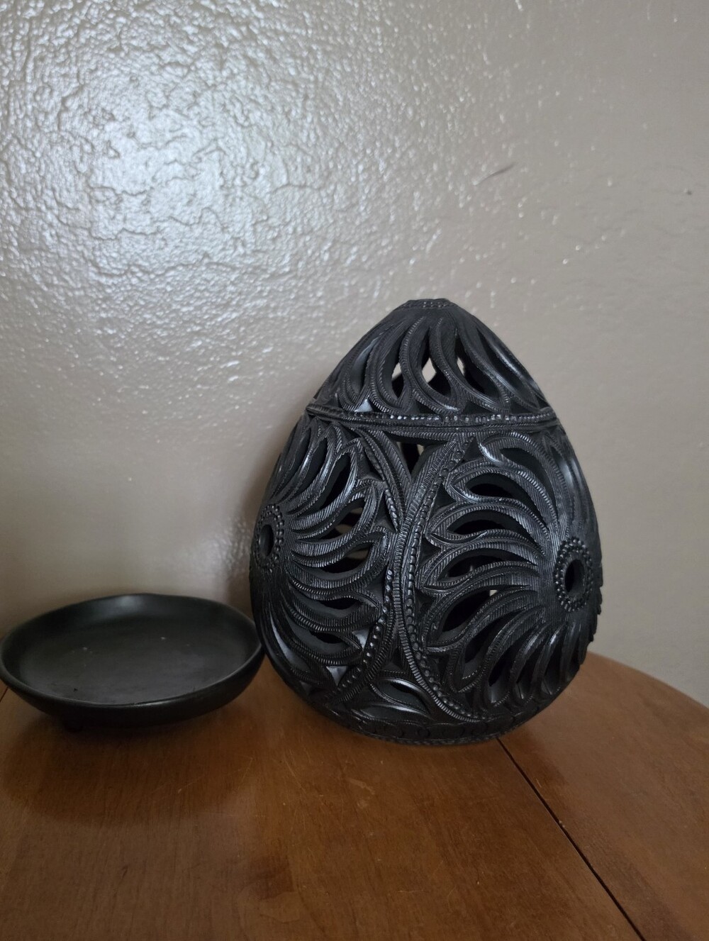 Black clay lantern from San Bortolo Coyotepec, Oaxaca. - Picture 5 of 6